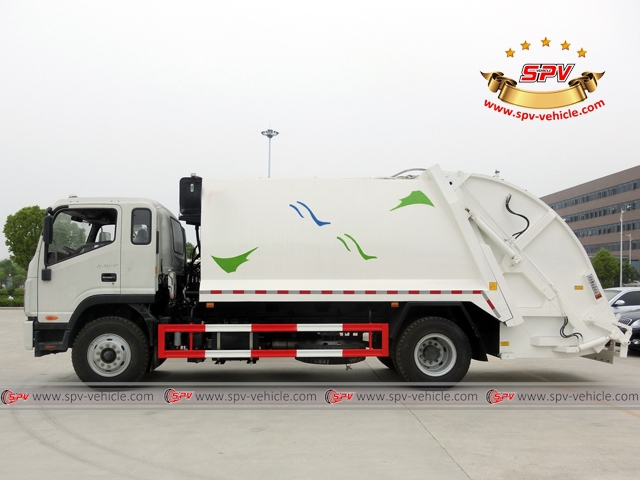 6,000 Litres compactor garbage truck JAC-side view